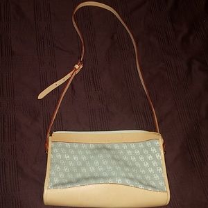 Dooney & Bourke purse
